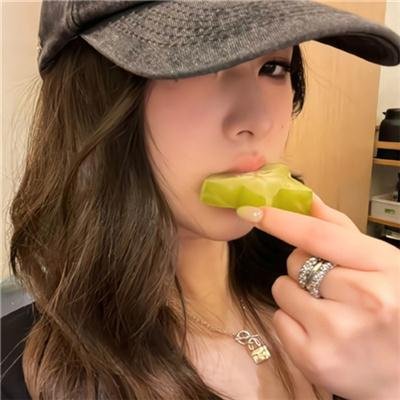 无法隐藏的本能：偷拍
